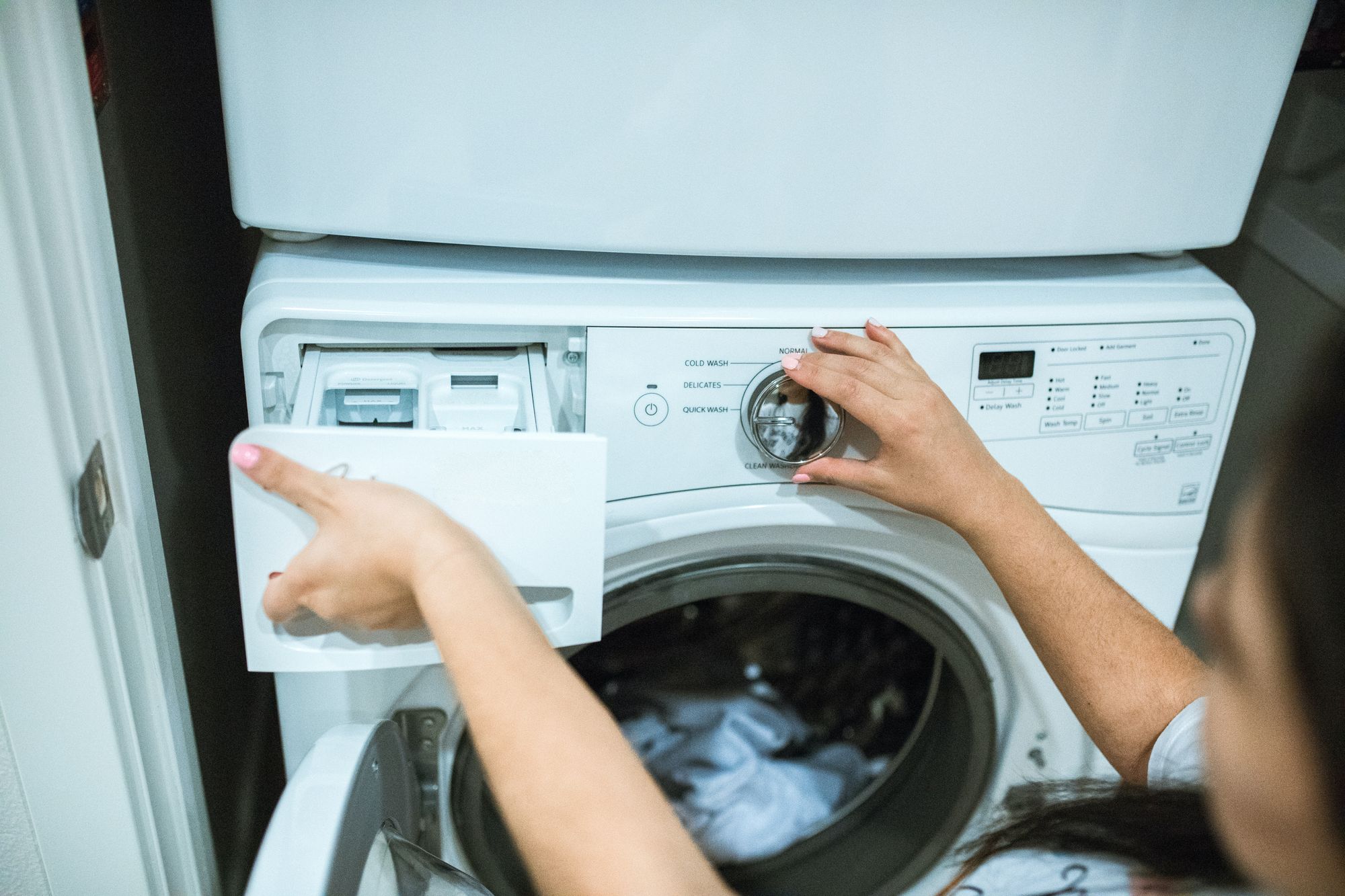 Is Owning a Laundromat Profitable? The Pros & Cons of Owning a Laundromat